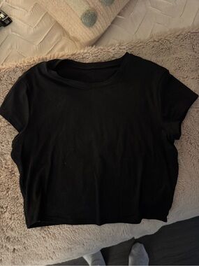 Alo Alosoft Short sleeve crop top